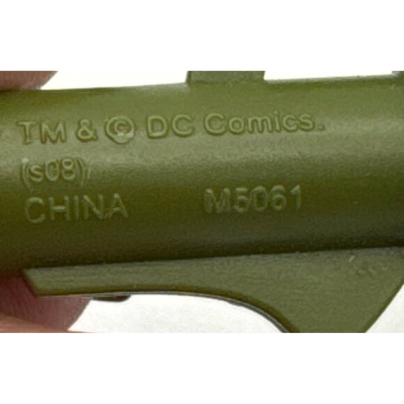 Mattel The Dark Knight Punch Packing The Joker Action Figure Rocket Launcher - Picture 5 of 5